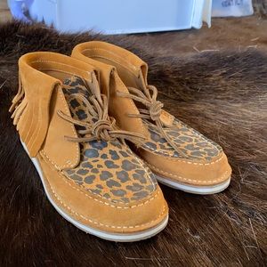 Cheetah print Ariat Cruisers